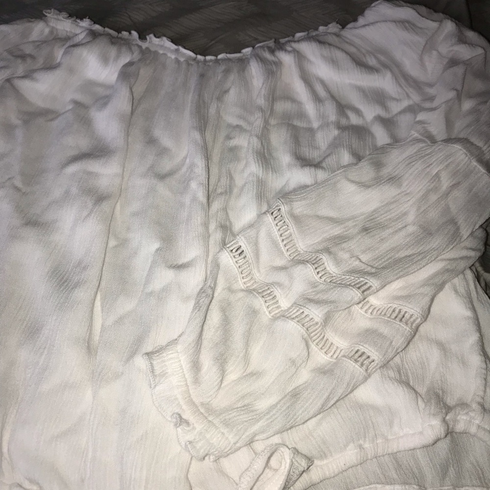 Off shoulder shirt